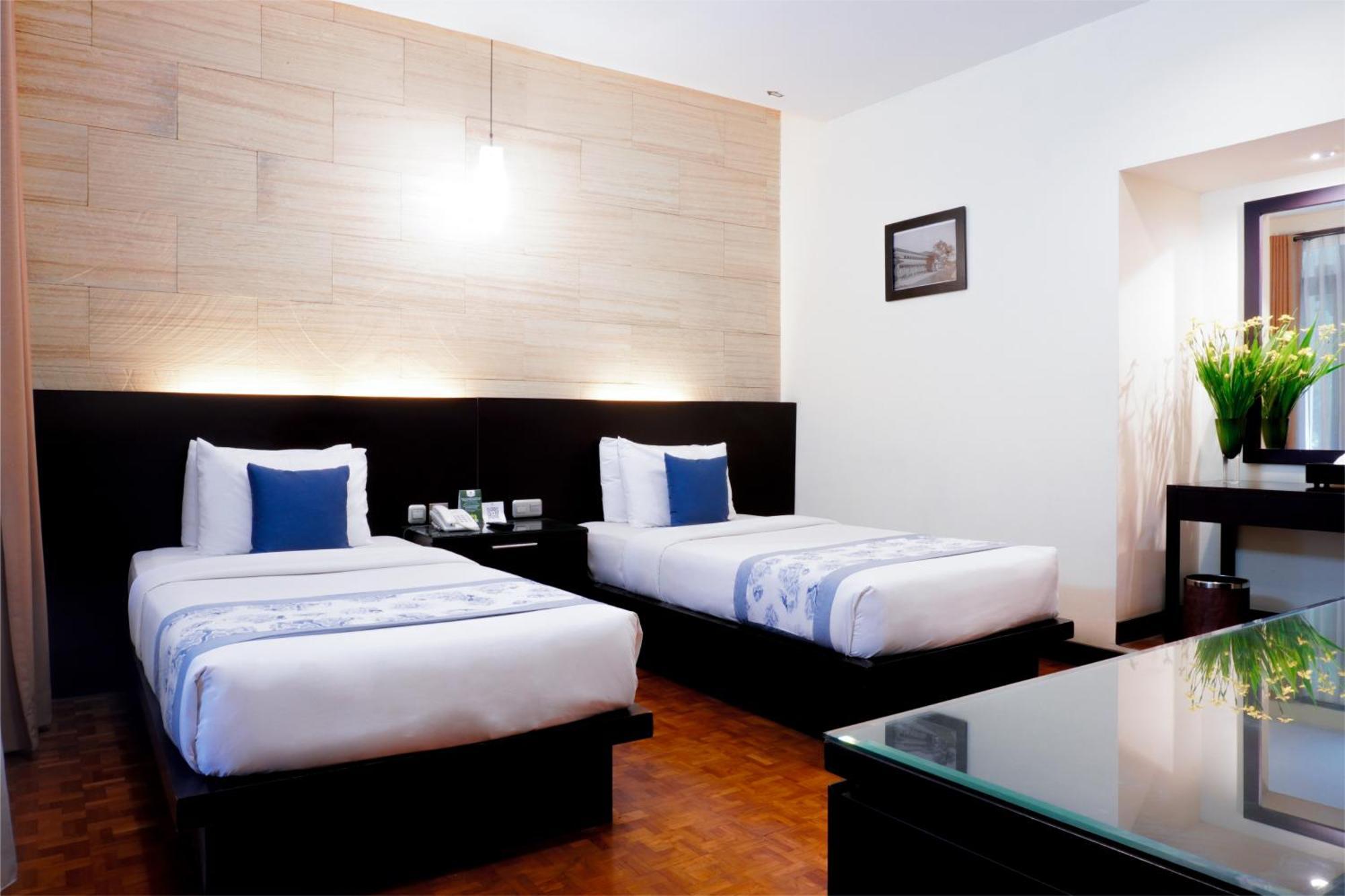 Puteri Gunung Hotel Lembang Zewnętrze zdjęcie