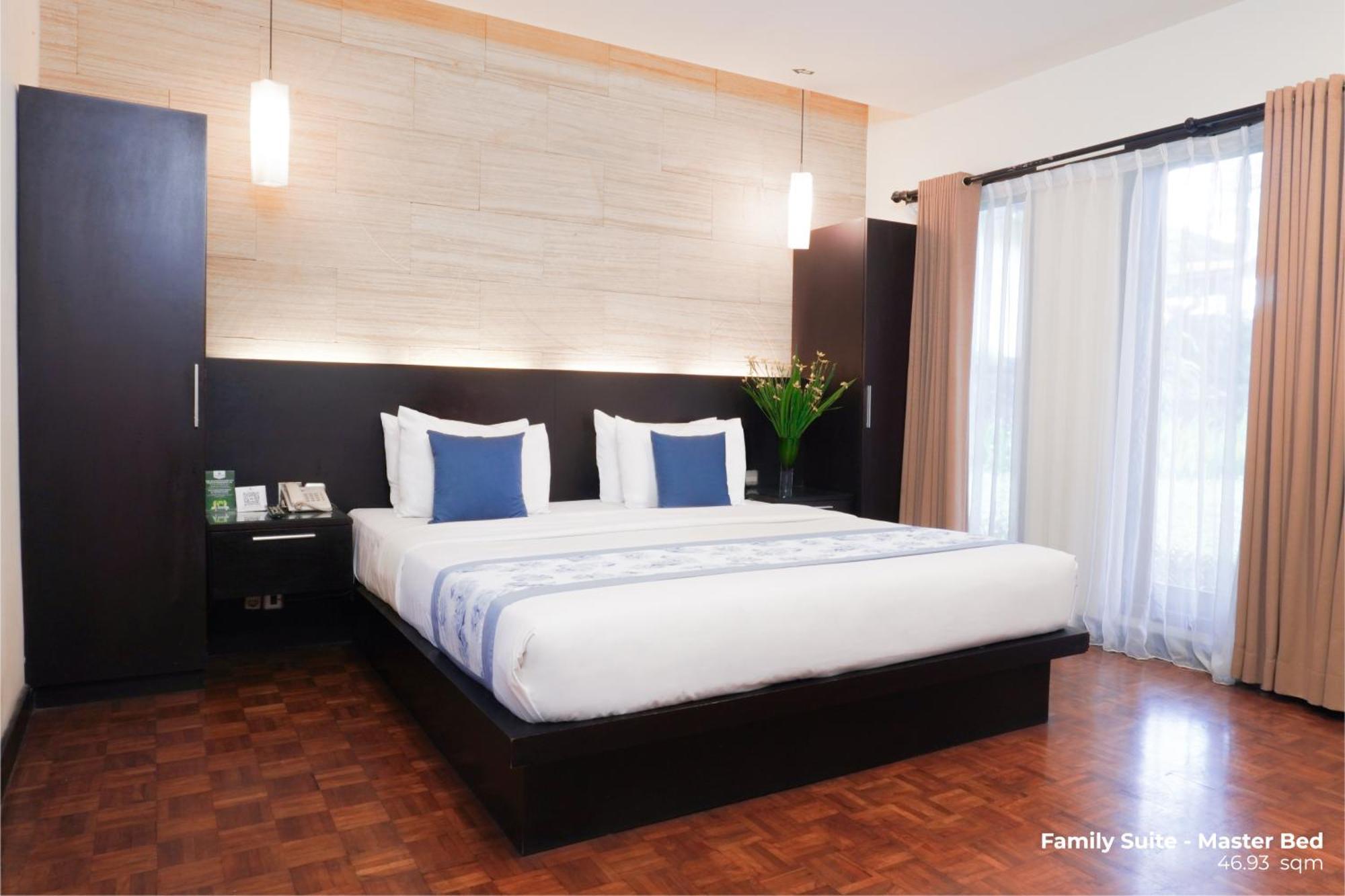 Puteri Gunung Hotel Lembang Zewnętrze zdjęcie