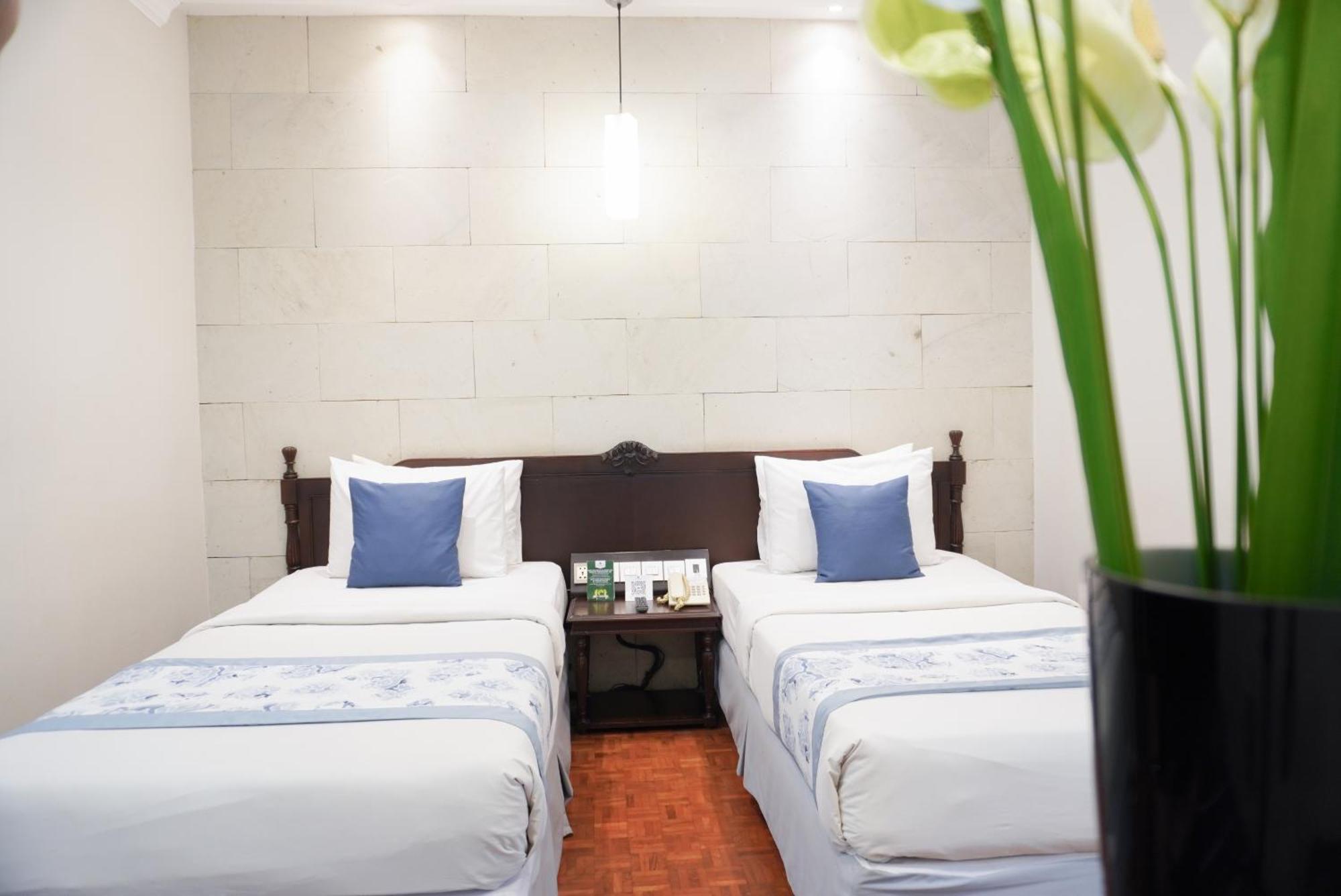 Puteri Gunung Hotel Lembang Zewnętrze zdjęcie
