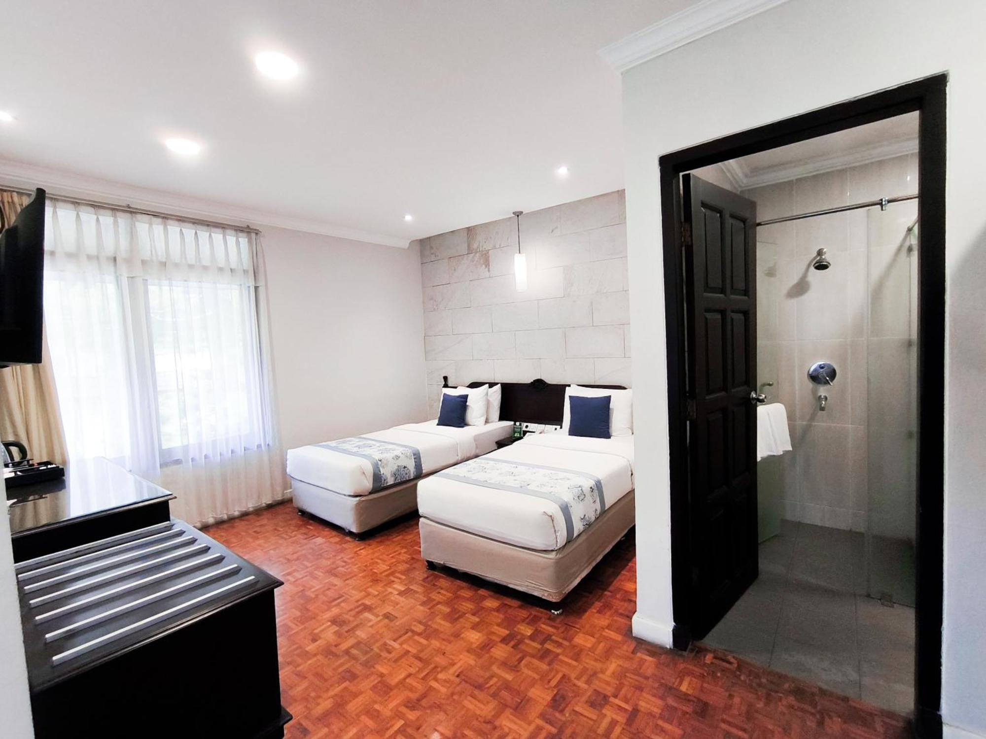 Puteri Gunung Hotel Lembang Zewnętrze zdjęcie