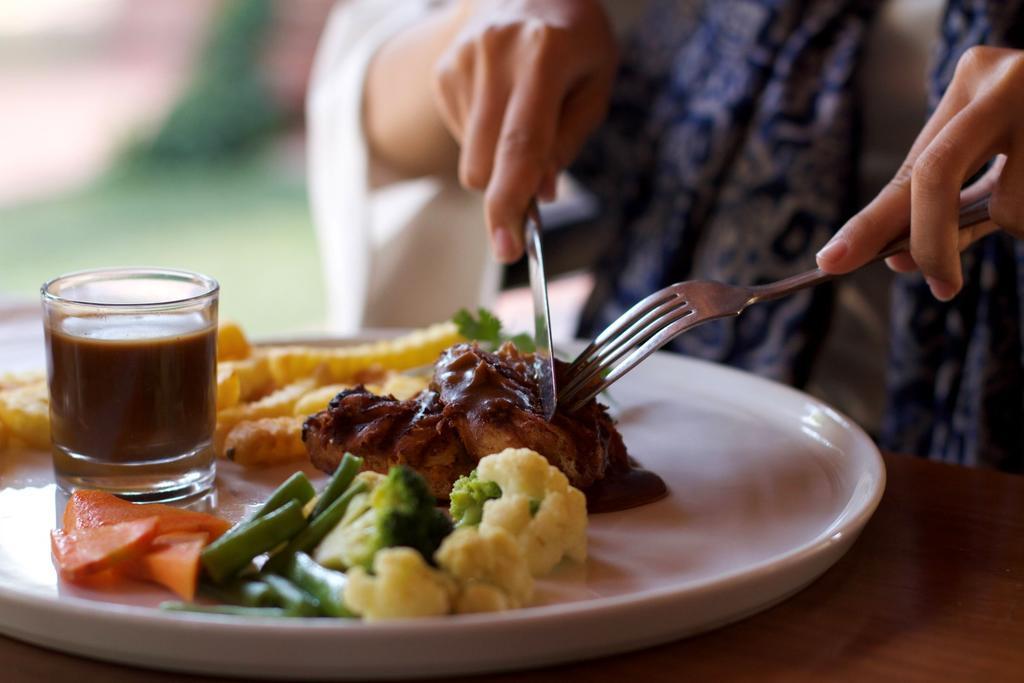 Puteri Gunung Hotel Lembang Zewnętrze zdjęcie